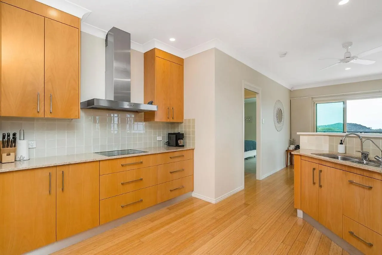 Holiday home A Perfect Stay - Sunrise On Shelly East Ballina