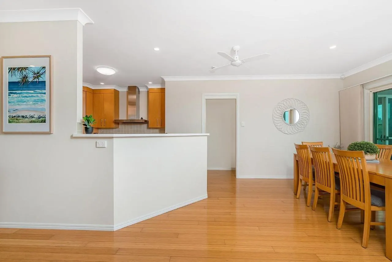 Holiday home A Perfect Stay - Sunrise On Shelly East Ballina Australia